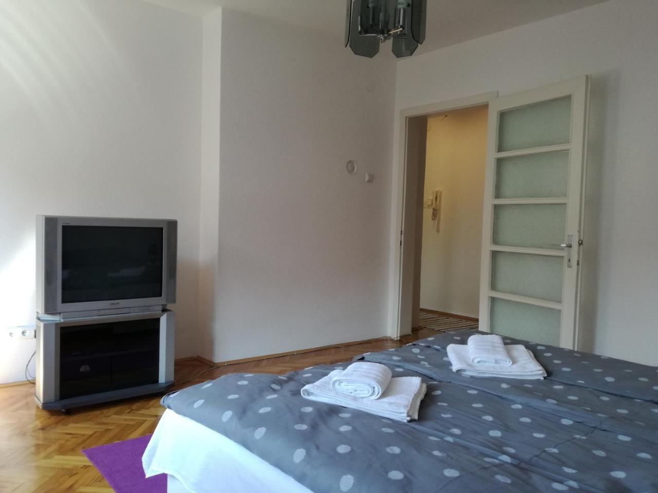 Apartman Ane Saraievo Exterior foto